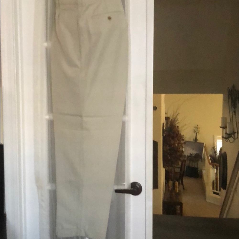 Men Bungalow Brand